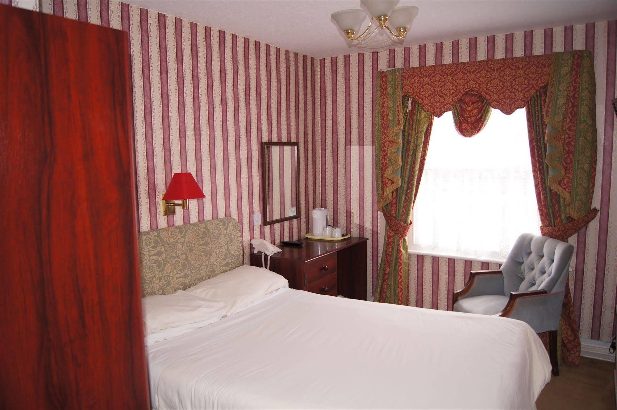 Castle Hotel Тамуорт Экстерьер фото